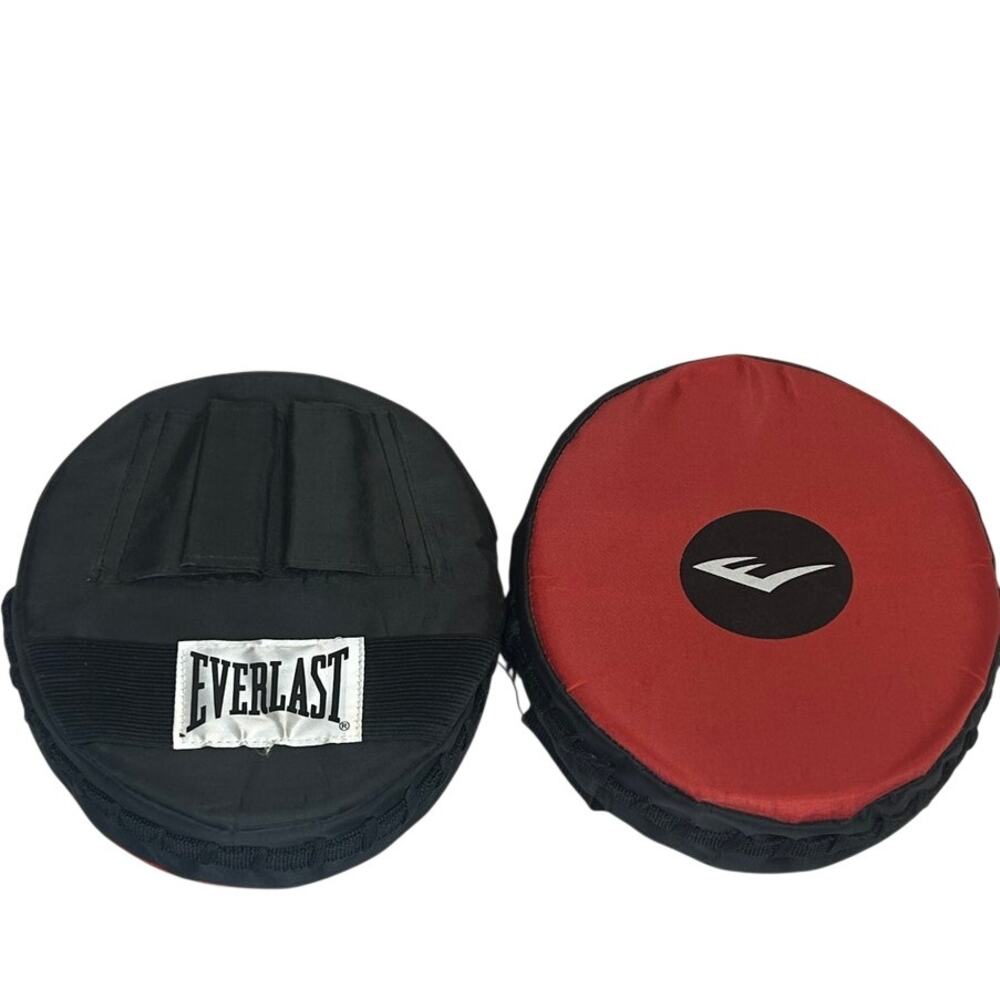Everlast Punch Mitts in red & black standard focus pads